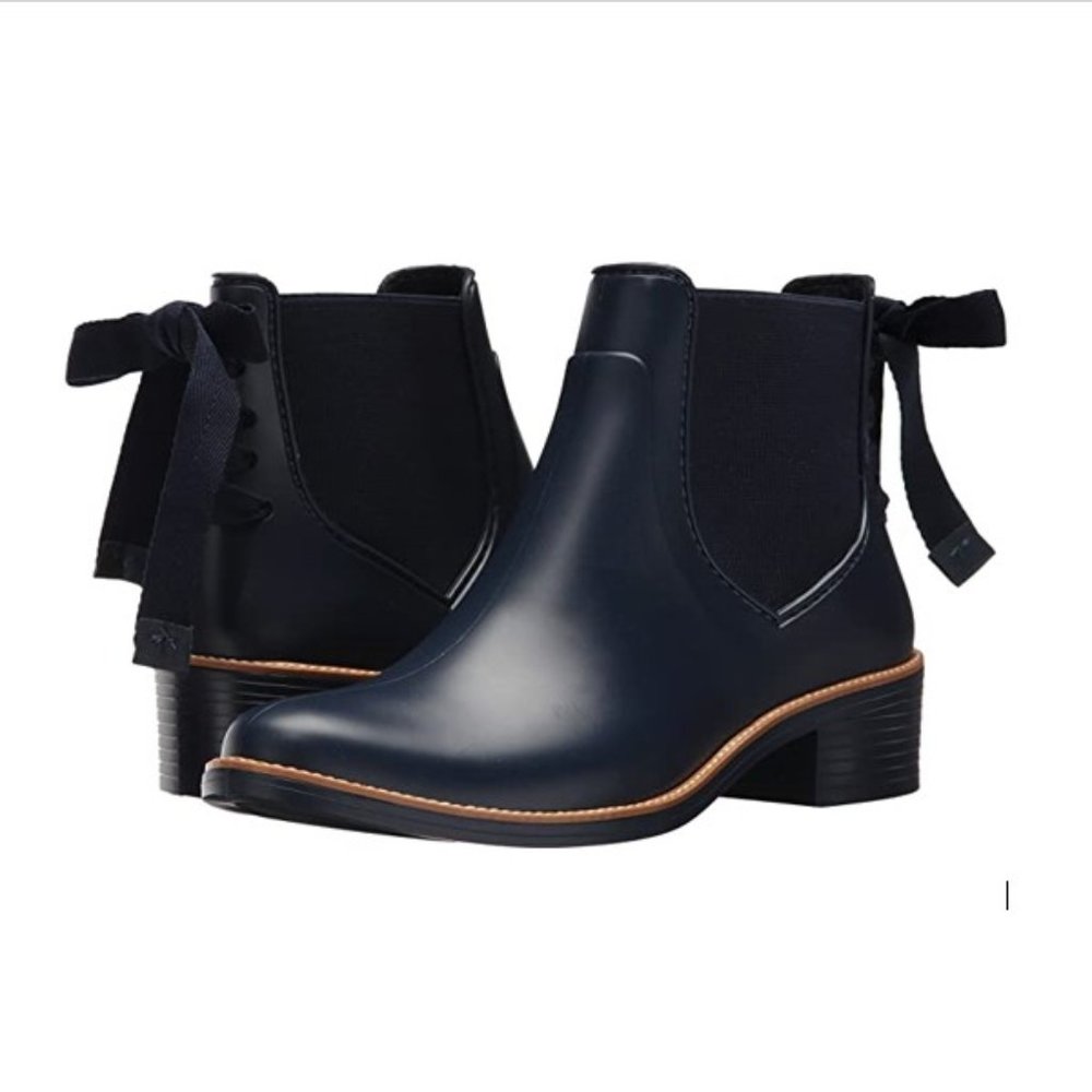 NWOT Bernardo Paxton Booties, Black